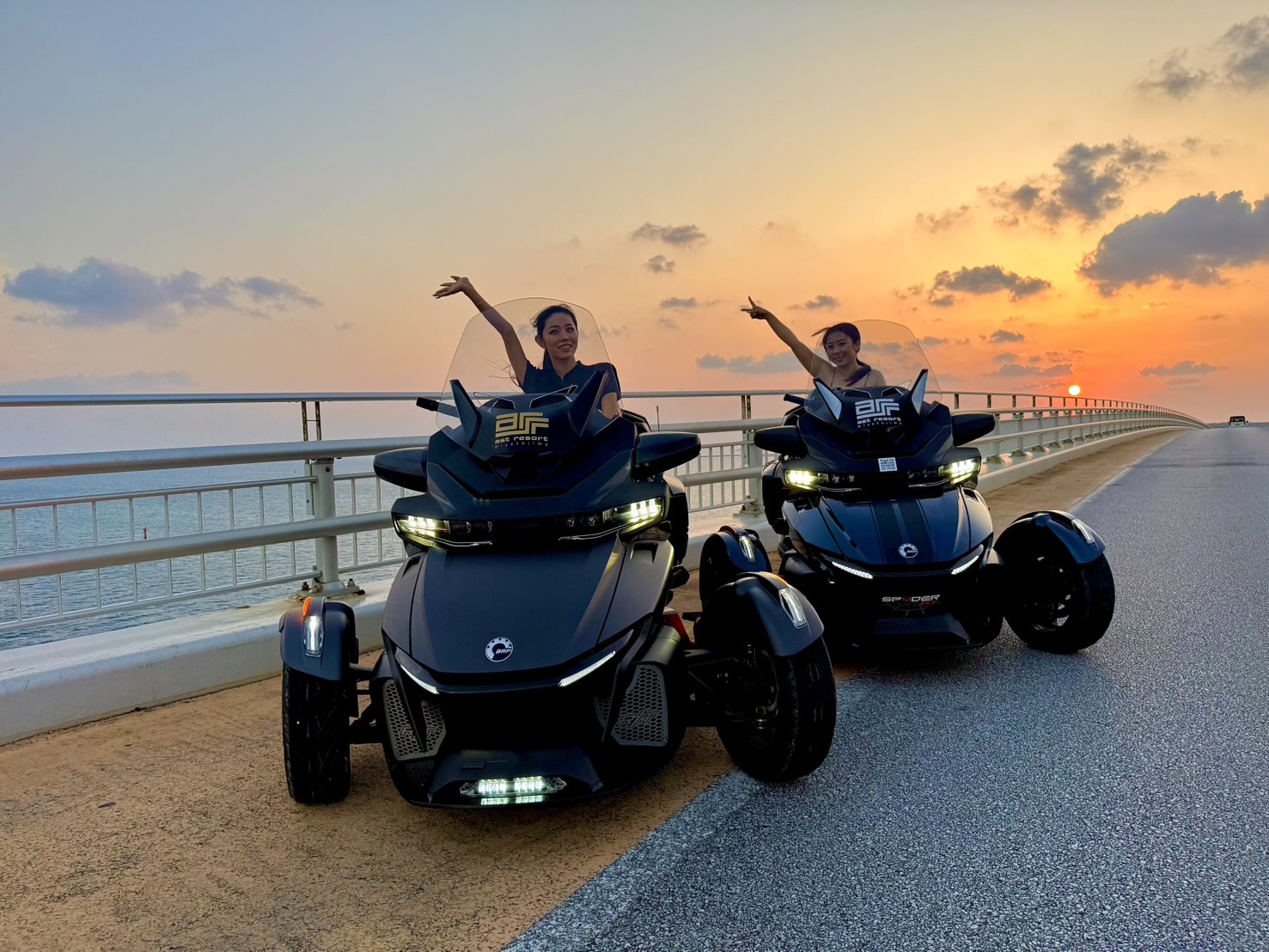 宮古島で人気のトライクバイク(カンナムスパイダー)サンセットツアー 伊良部大橋の絶景